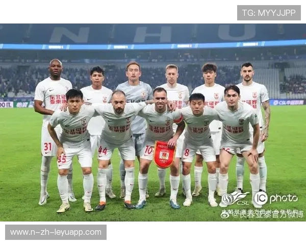 上海申花拉唐前场控球带动节奏的魅力解读